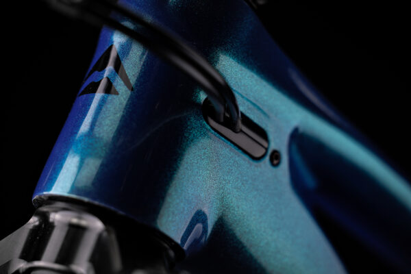 Big Nine 9000 Closeup