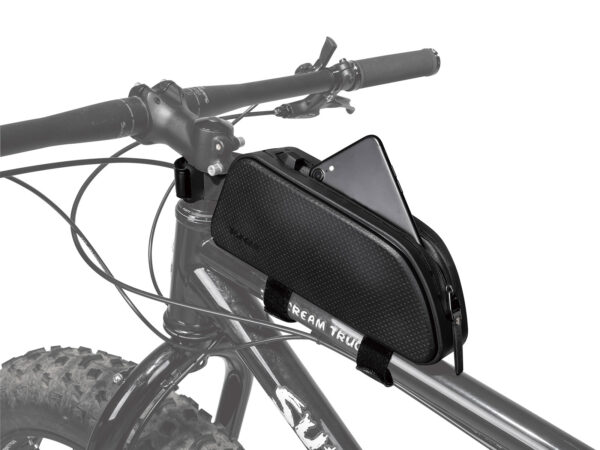 FASTFUEL DRYBAG X montert på sykkel med iphone stikkende opp.